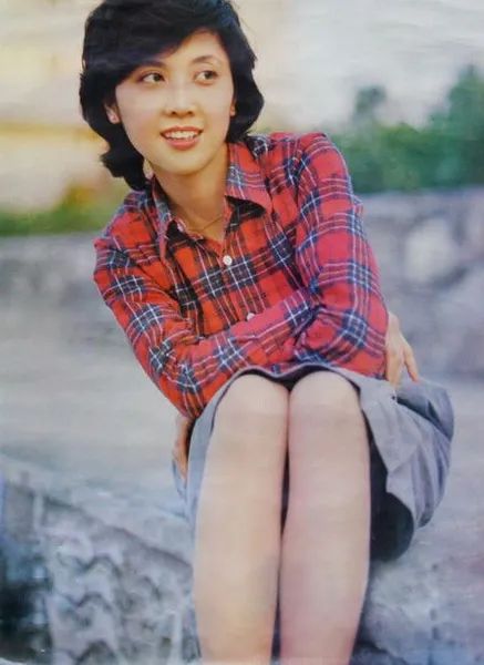 中国8大美人今昔颜值对比，有人整容颜垮，有人优雅老去，差距大
