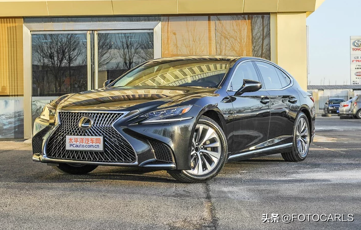 雷克萨斯LS350豪华入门版轿车