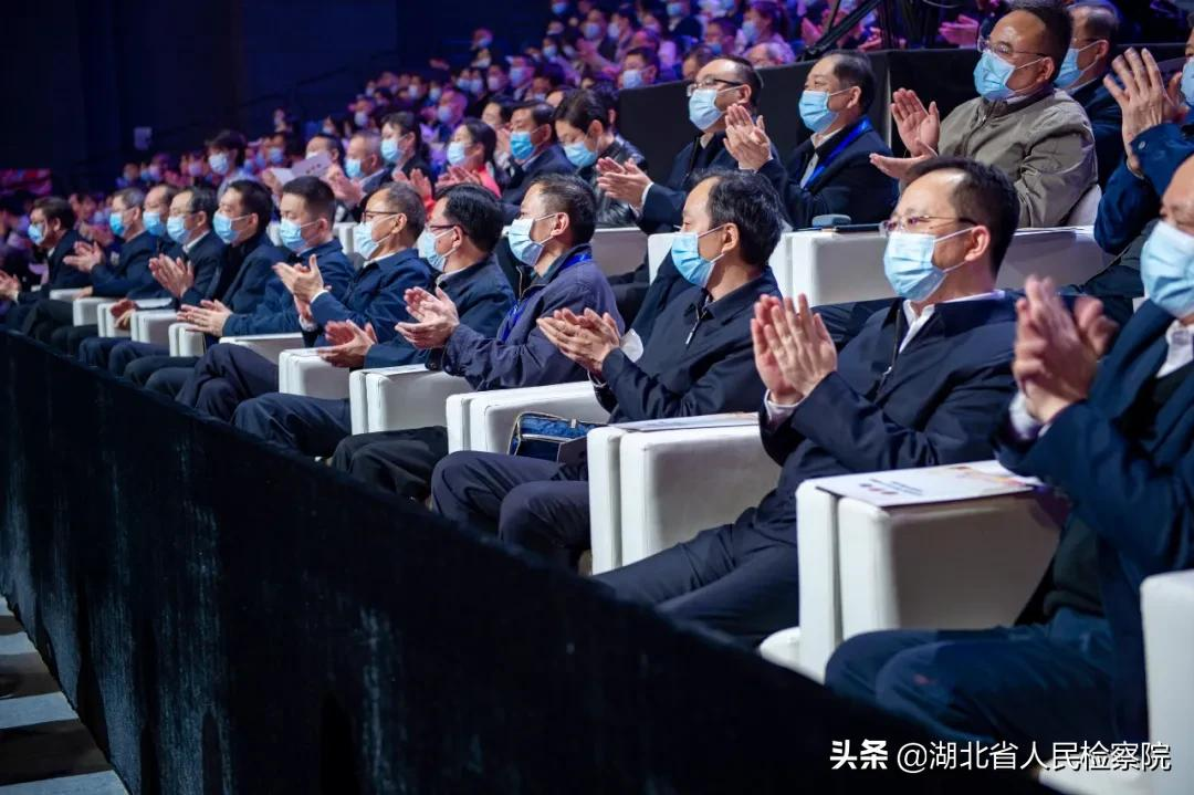 决胜时刻!湖北省第二届公诉人与律师电视论辩赛决赛打响