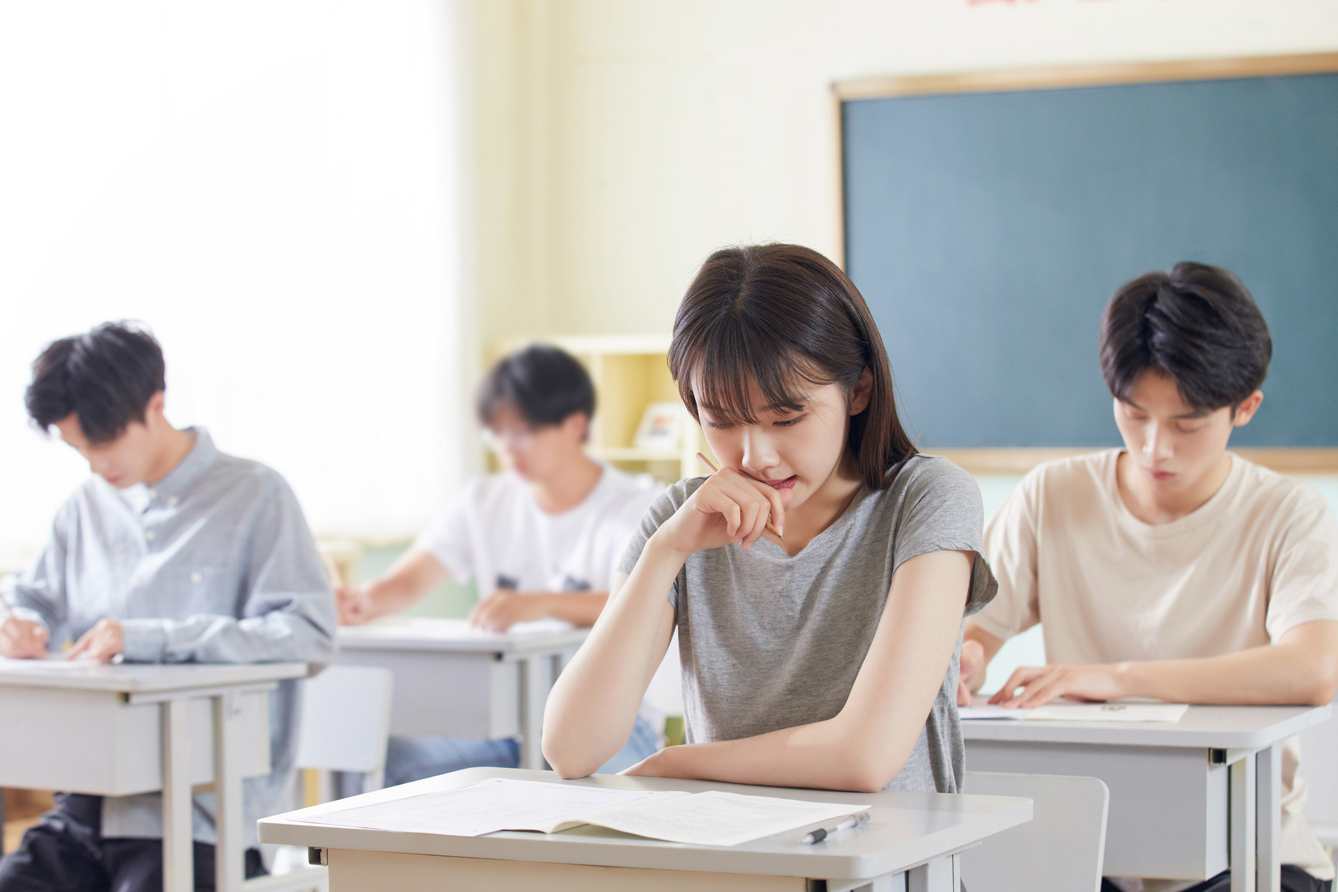 文化程度填大学还是本科（2022高考新变化）