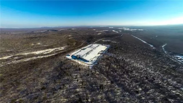 中国瓶装水巨头诞生：打败娃哈哈怡宝，靠3次战役赚来百亿收入！