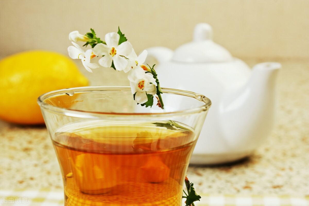 隔夜茶叶水适合浇什么花（12种最喜欢发酵茶叶水的花卉）