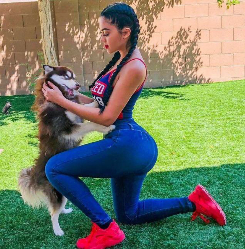 美国健身女孩,臀围远超卡戴珊,魅力十足,一组臀部训练给到你