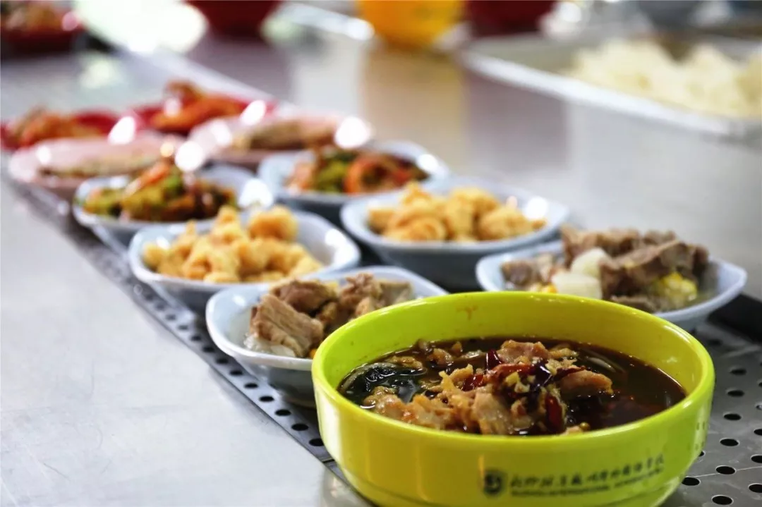 苏州24所初中伙食情况大揭秘！舌尖上的苏州校园