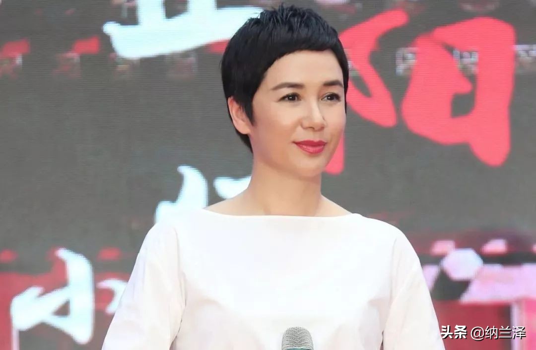 高考冷知识，这些明星都复读，巩俐黄轩李荣浩都考了三次