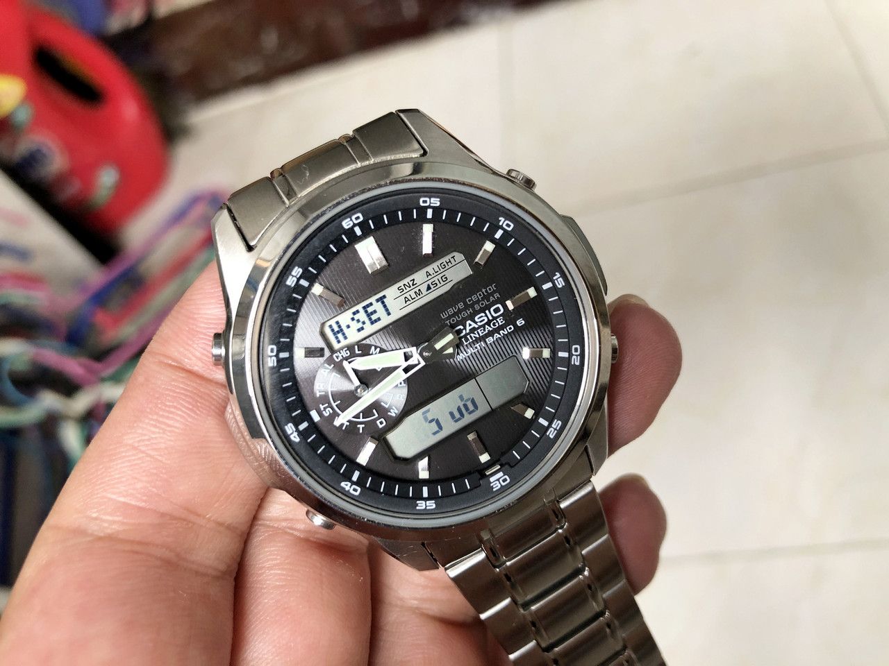 开箱详测：卡西欧CASIO LCW-M300双显电波光动能表，休闲商务之选