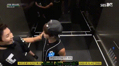 郑号锡电梯事件，V甩毛巾RAP，算尴尬吗？Jin：别看我的