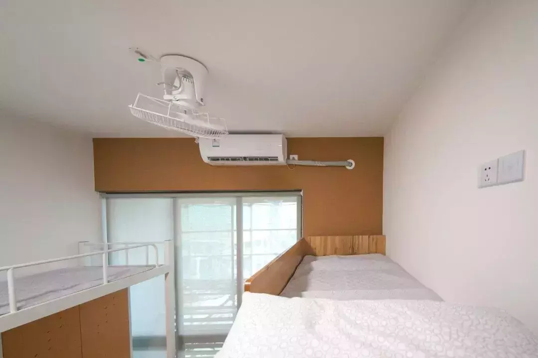 广东最坑爹vs最壕的大学宿舍！你们感受一下，这区别扎心了