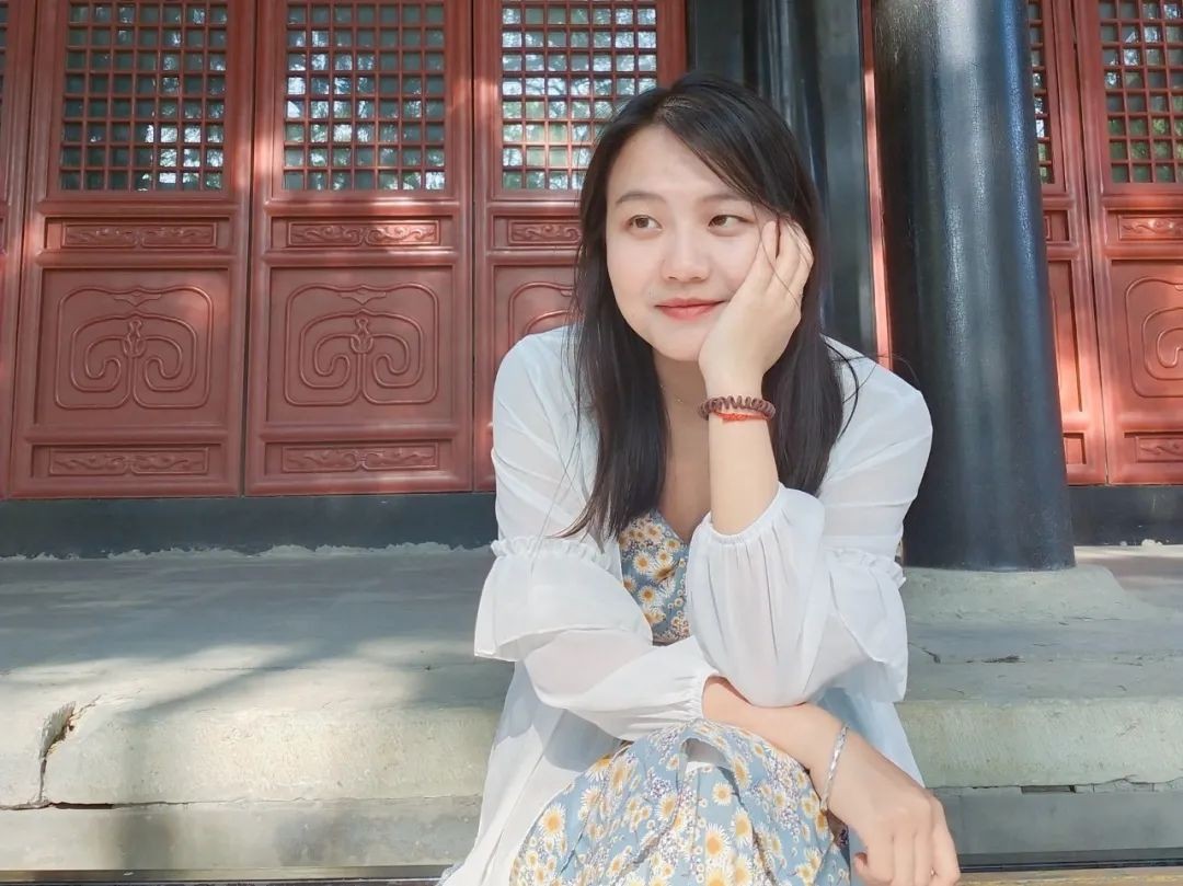 惊艳！北京“双一流”名校2021级新生辅导员集体亮相，网友：眼前一亮！