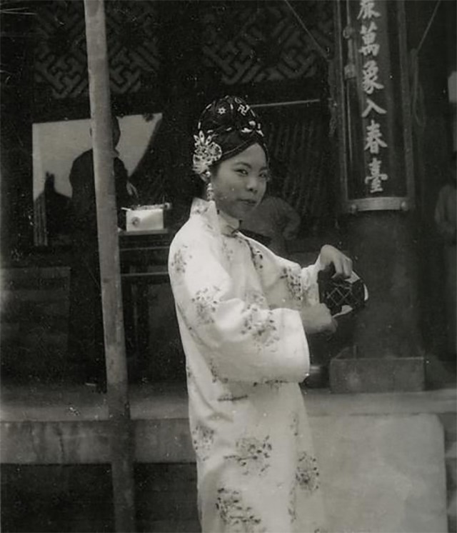 44岁妇女傅玉芳，临死对清洁工丈夫说：我叫文绣，曾是大清的皇妃