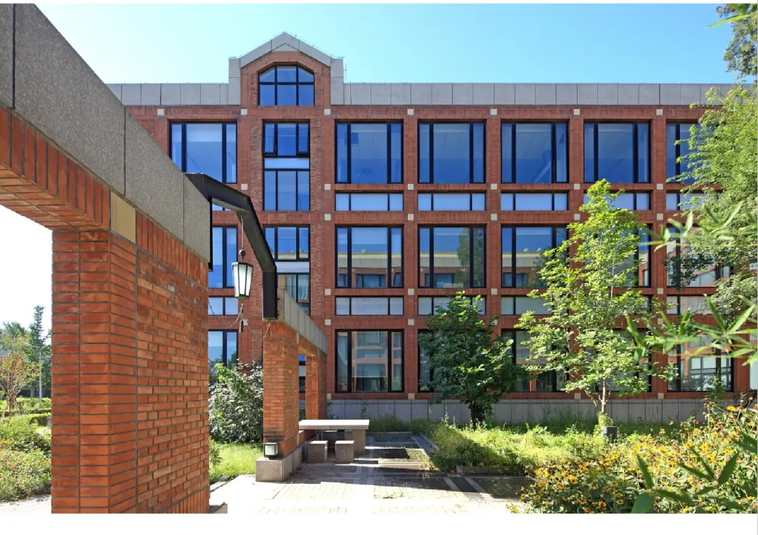 医疗建筑在城市中发挥什么作用？听清华建筑设计院副院长刘玉龙论