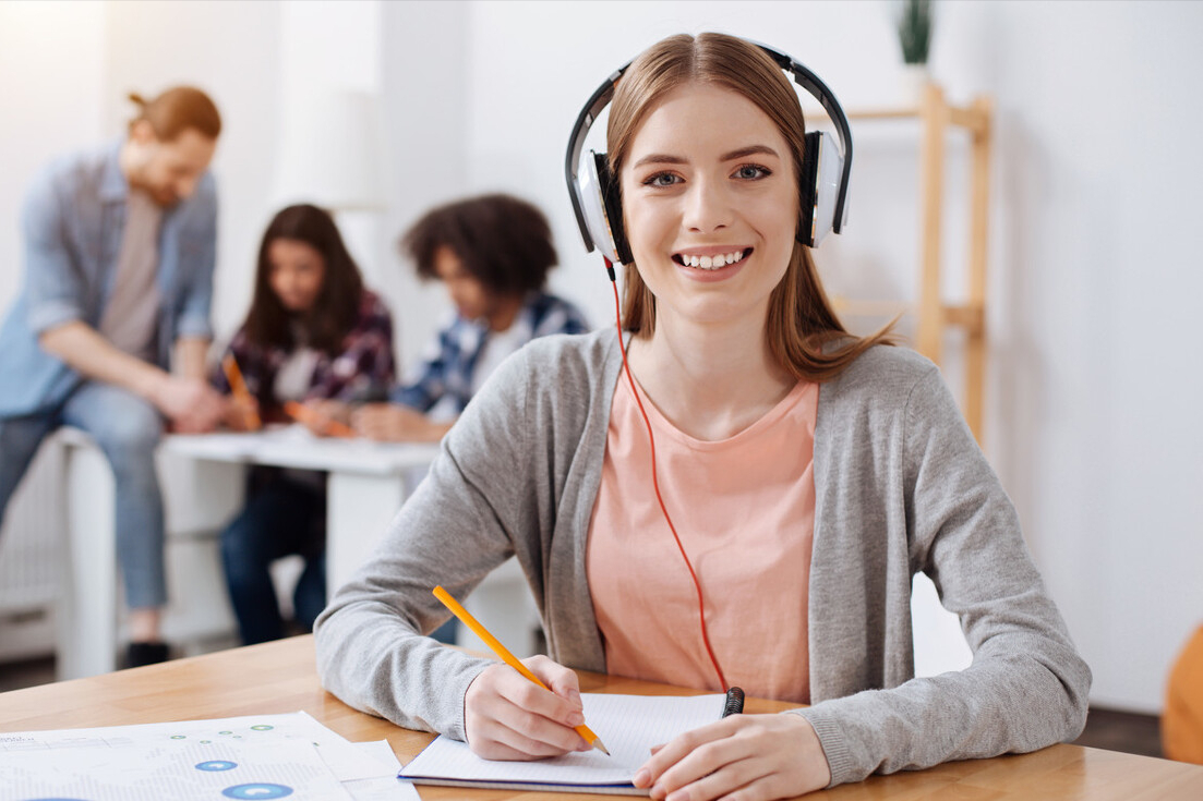 在家上过网课之后，学习软件还有必要用吗，用手机学习利弊何在