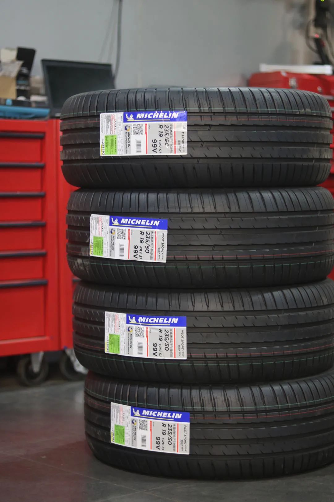 怪兽修车：翻新一辆15年奔驰GLK260，最终满血复活变新车