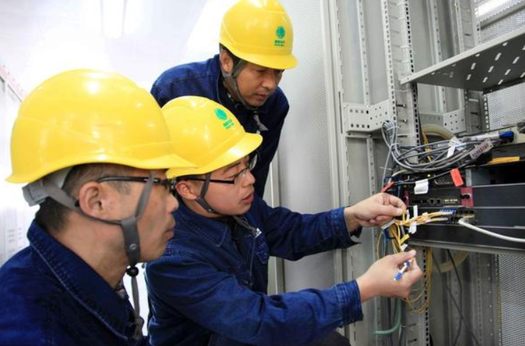 211名校硕士又如何，辛苦考上国家电网，最终还不是进退两难