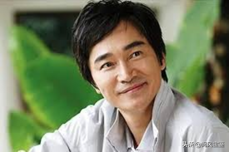 以前在海外剧场最受欢迎的女演员，49岁还没结婚，喝了之后怎么办？