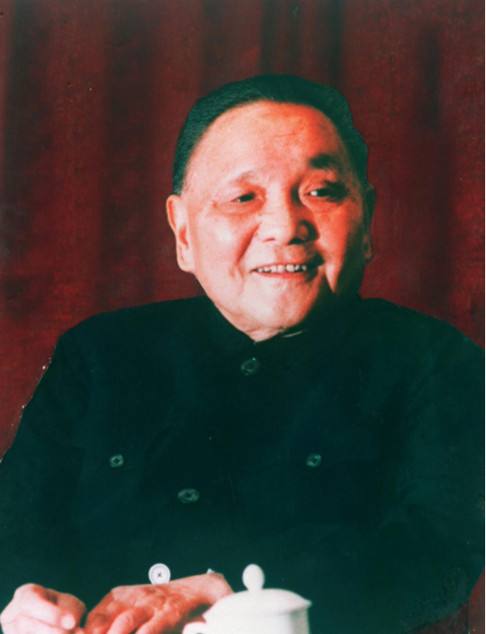 77年邓小平恢复高考，教育部部长刘西尧却不准儿子参加：你得避嫌