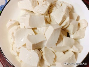 排油减脂好喝不胖，低脂低卡的海带豆腐汤