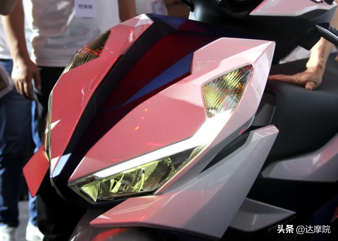 肌肉款，全地形款，科技款，样样都是精品，2020年最款踏板盘点，哪个是你的菜？