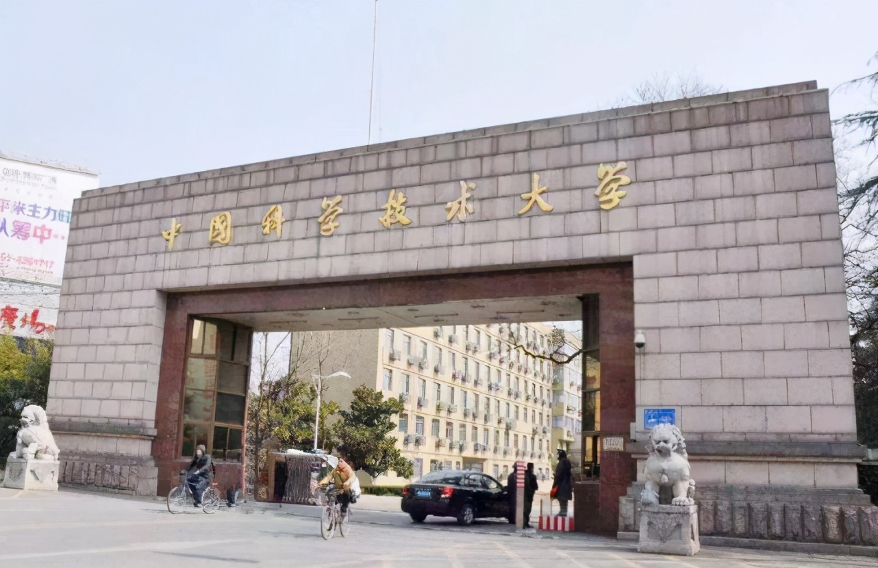 33岁“高龄”复读生，曾两拒985，今年第13次高考到底为何？