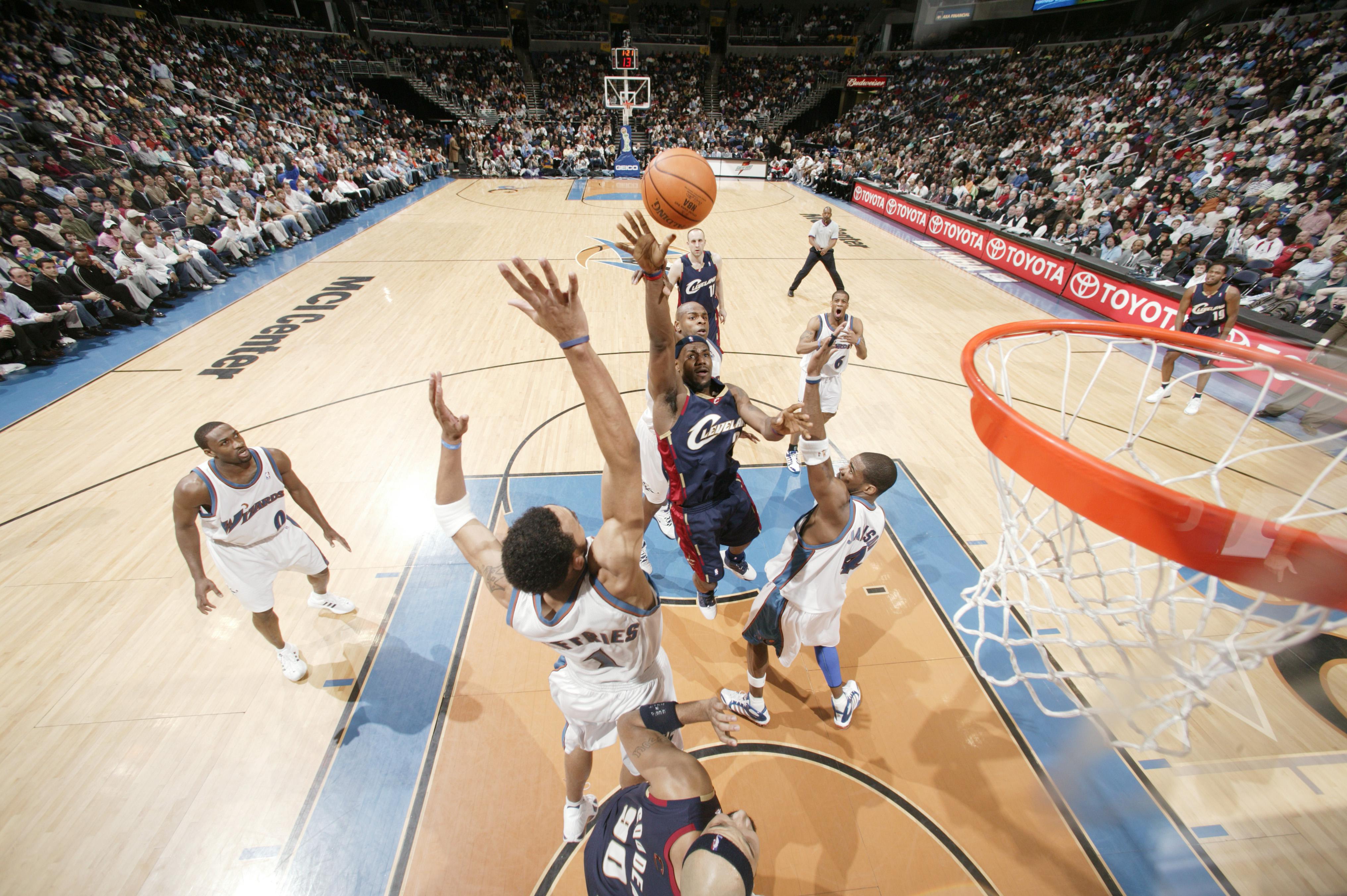 nba球员为什么很少得癌症(15年前NBA遭遇危机声名扫地，斯特恩是如何拯救联盟的？)