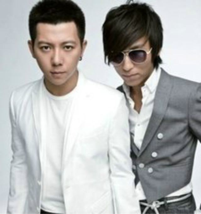 “最佳组合”羽泉现状：有人成企业家，有人进监狱模样大变