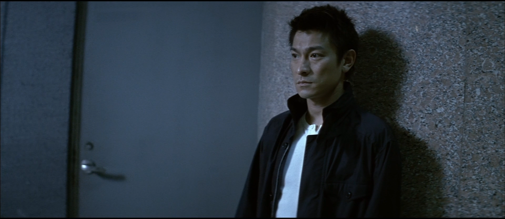 与刘建明的结局相比,陈永仁的结局才是善终,深度解析《无间道》