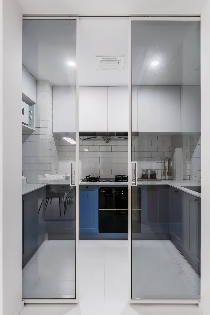 108m²老房秒变神仙房，撞色墙面别出心裁，网友看了直呼羡慕