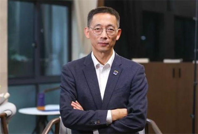 颜宁：拒绝美国优待，成清华女神博导，为何10年后再次离国赴美？