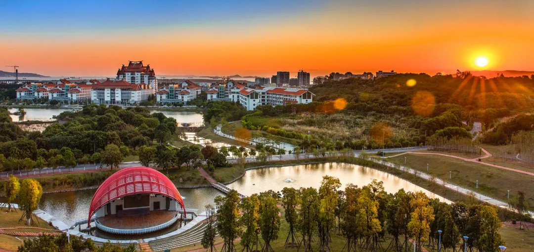 总书记亲致贺信！这座“最宠学生”的大学有多牛？