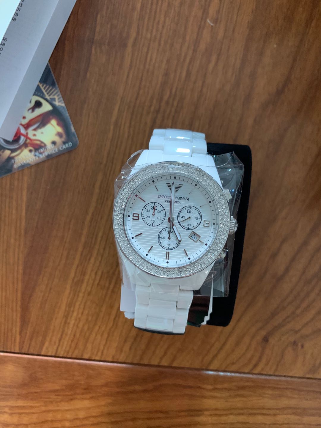 阿玛尼陶瓷满天星女表试用之一