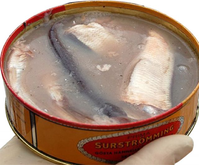 网友评选的10大最难吃食物，鲱鱼罐头只能屈居第二，冠军实至名归