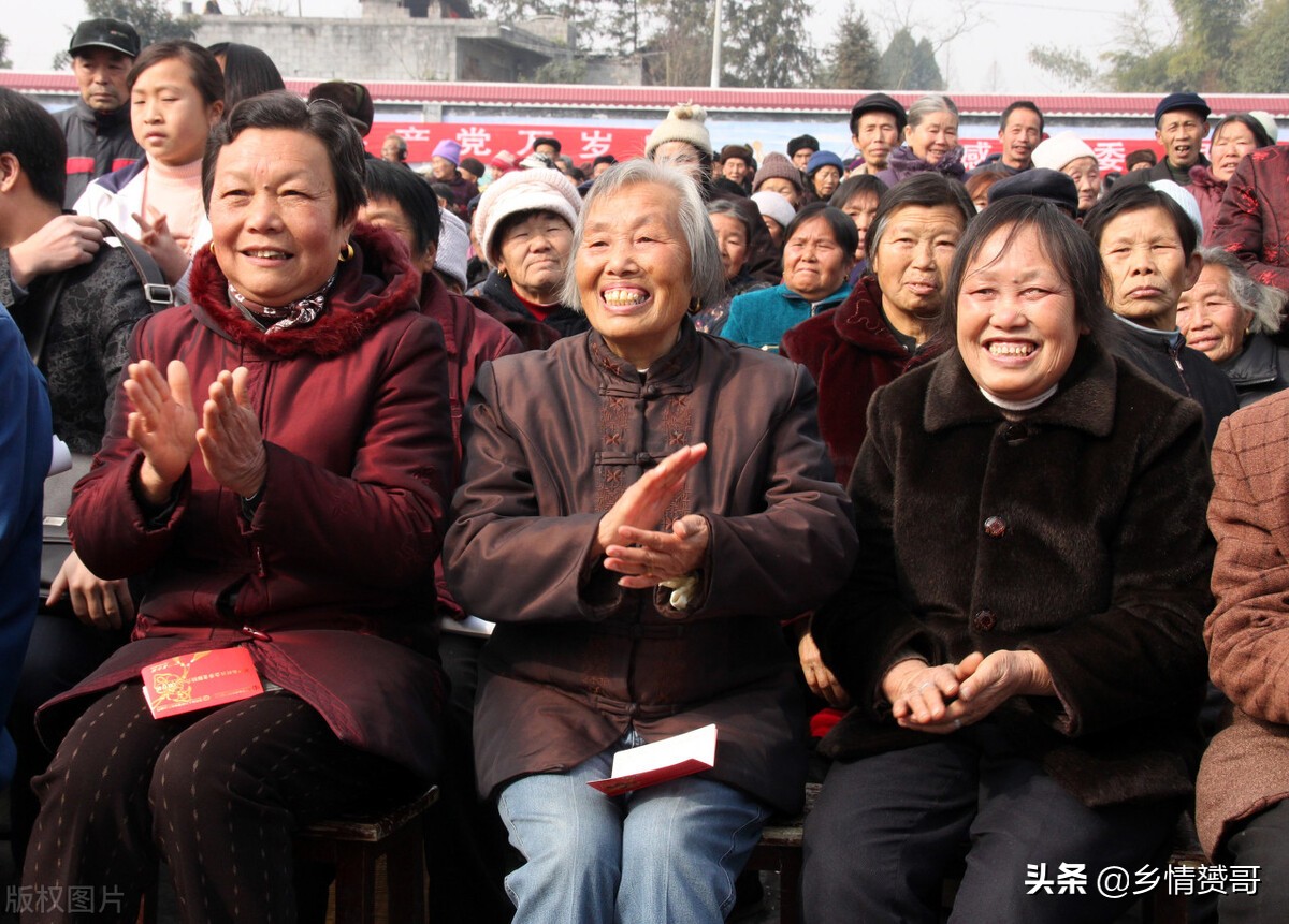 农村老人养老金会涨吗，需要多少钱才能满足养老需求