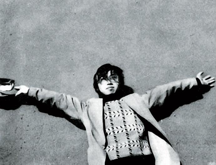 深度解析海子诗歌《以梦为马》，他就是中国最好的诗人之一