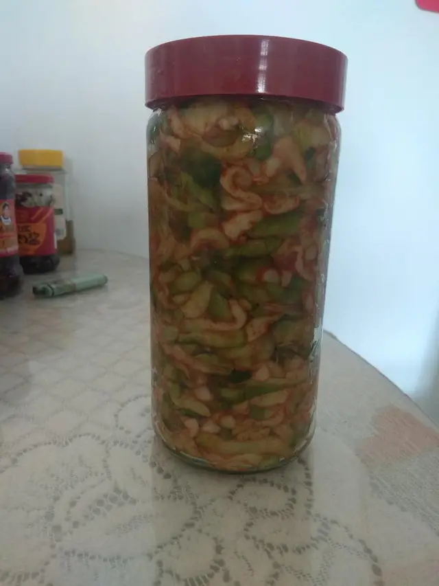 玻璃罐腌榨菜，这是我用过最好用的方法，榨菜爽脆入味，久放不坏