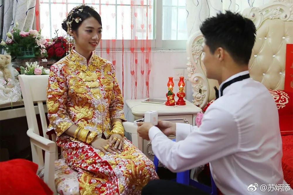 苏炳添百米封神后，“添嫂”曝光，从校服到婚纱的爱情太甜了