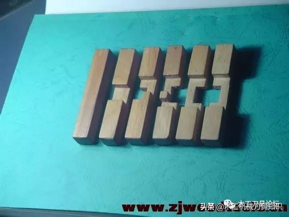 鲁班锁用柱黄金搭档，二十柱可拼四百式详细流程