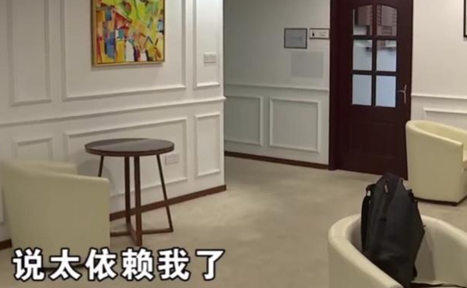 小伙花57600元学唱歌，上课却发现老师不专业？想退钱也不易…