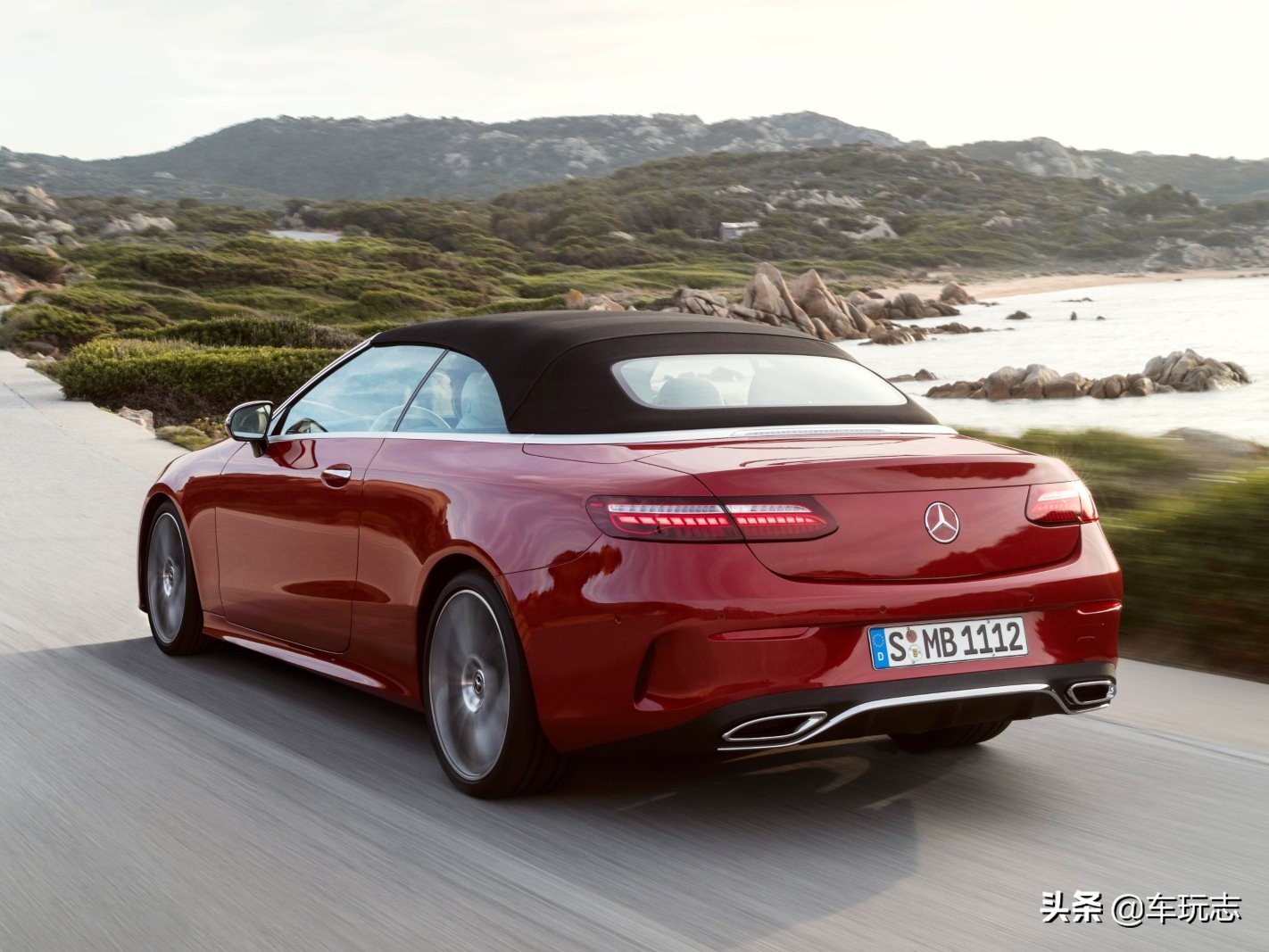 2021款奔驰e300敞篷轿跑:谁能抵挡这种拉风的诱惑?