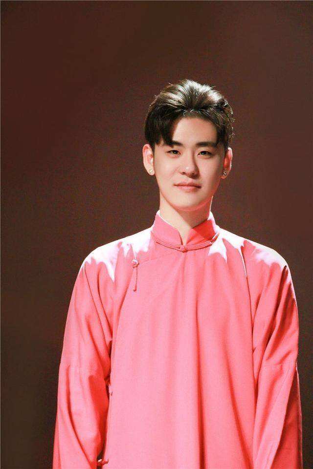 张云雷谈李欧害自己 张云雷面相奇怪 - 时代开运网