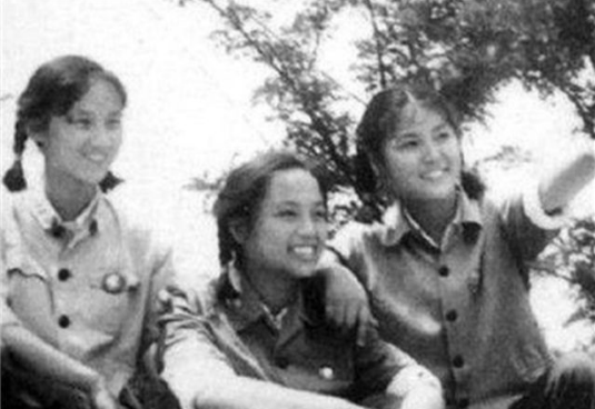 1978年，护理员持枪击杀3人、击伤1人，被判死刑，万人为她鸣不平