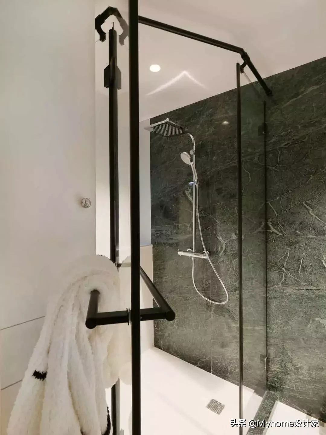 这才是北欧风！102㎡简约公寓，爆改两居室，还有大阳台