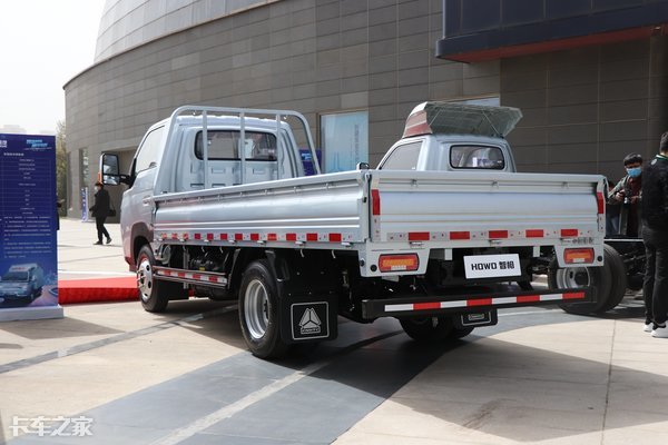 重汽豪沃智相小轻卡来了,内饰堪比轿车,只要8.38万 - 114货源网