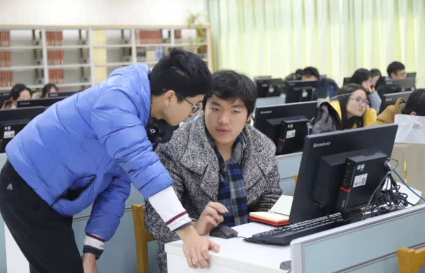 大学留校当老师难吗（大学毕业后）