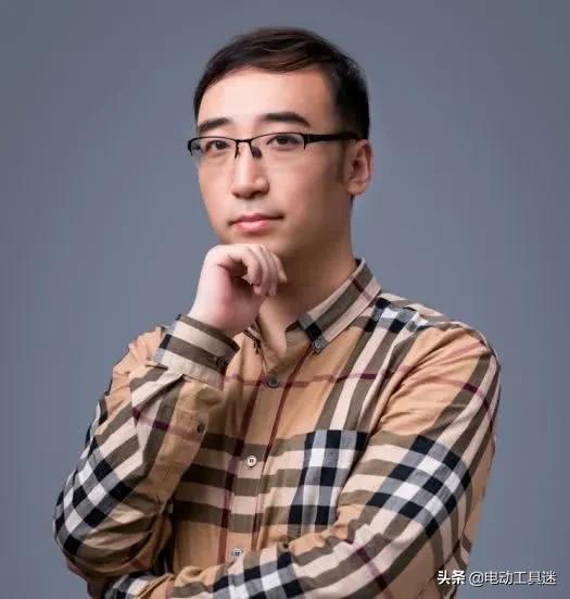 李永乐硕士毕业难找工作，4K月薪当物理老师，却开启了网红教师路