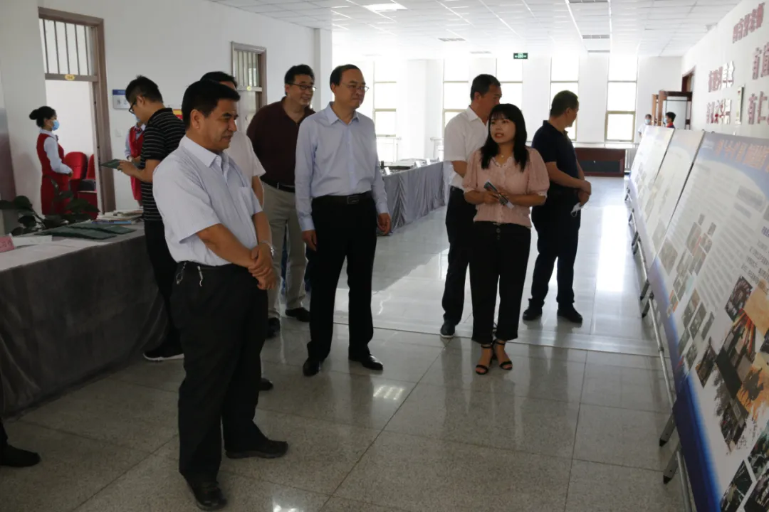 白银矿冶学院举行教育部、有色行业教育汇报会暨留学生毕业典礼