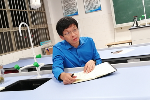 按“工龄退休”或难成现实，教师行业或深受影响，师范生需知晓