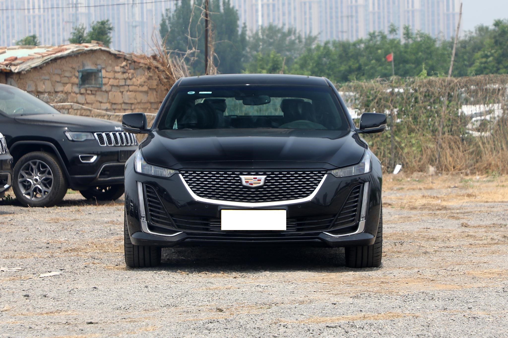 适合“打工族”的3款豪车，2.0T配10AT，动力强空间大，懂车之选