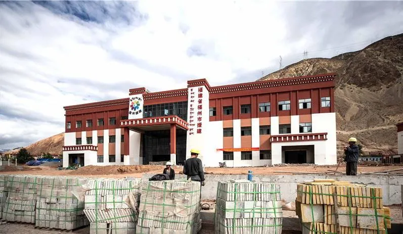 「西藏」 昌都市八宿县人民医院，招聘医师、药剂、护士、管理等