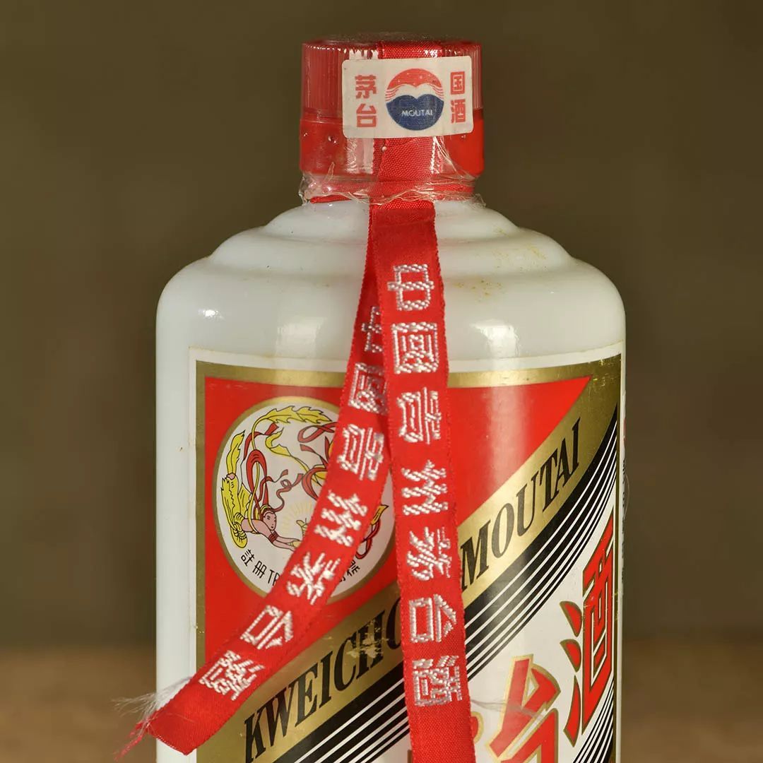 营收超越可口可乐和茅台，雀巢如何成为世界饮品巨头？
