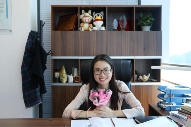 大学辅导员工资单曝出，看到真实收入后，金额属实让人羡慕